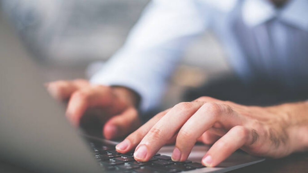 &Delta;&iota;&alpha;&delta;&iota;&kappa;&tau;&upsilon;&alpha;&kappa;ά &epsilon;&rho;&gamma;&alpha;&sigma;&tau;ή&rho;&iota;&alpha; &gamma;&iota;&alpha; &tau;&omicron; &epsilon;&pi;&iota;&chi;&epsilon;&iota;&rho;&epsilon;ί&nu; &alpha;&pi;ό &tau;&eta; &Delta;&Upsilon;&Pi;&Alpha;