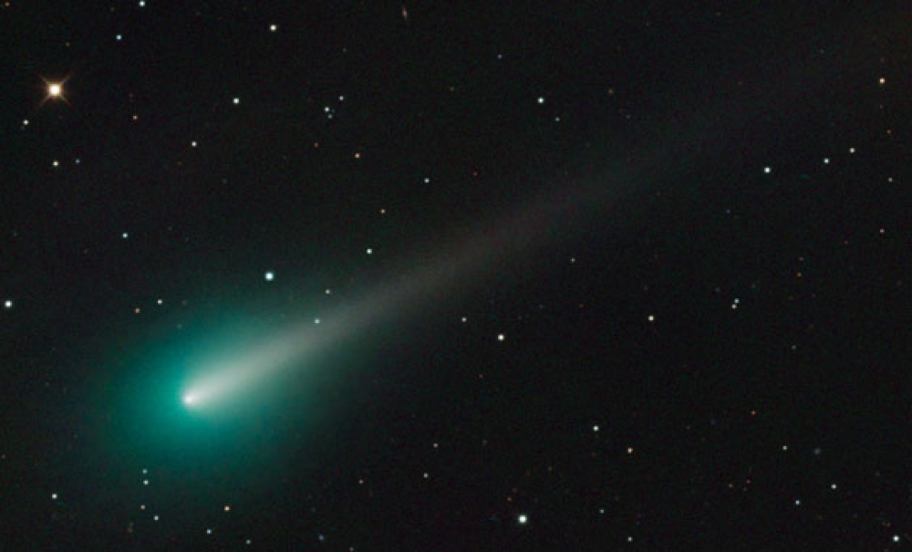 &Delta;ύ&omicron; &kappa;&omicron;&mu;ή&tau;&epsilon;&sigmaf; &tau;&alpha;&upsilon;&tau;ό&chi;&rho;&omicron;&nu;&alpha; &omicron;&rho;&alpha;&tau;&omicron;ί &gamma;&iota;&alpha; &tau;&epsilon;&lambda;&epsilon;&upsilon;&tau;&alpha;ί&alpha; &phi;&omicron;&rho;ά