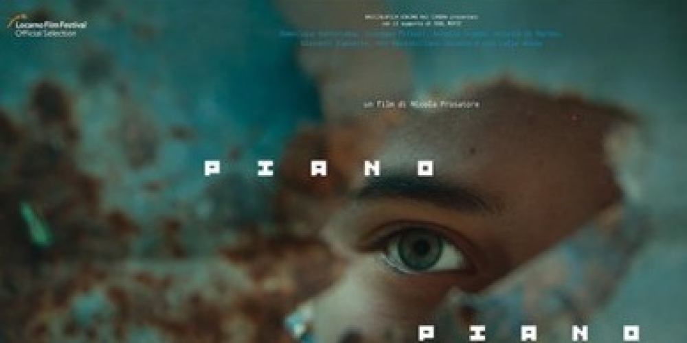 &Omicron; &iota;&tau;&alpha;&lambda;&iota;&kappa;ό&sigmaf; &kappa;&iota;&nu;&eta;&mu;&alpha;&tau;&omicron;&gamma;&rho;ά&phi;&omicron;&sigmaf; &tau;&alpha;&xi;&iota;&delta;&epsilon;ύ&epsilon;&iota; &sigma;&tau;&eta;&nu; &Pi;&nu;&epsilon;&upsilon;&mu;&alpha;&tau;&iota;&kappa;ή &Epsilon;&sigma;&tau;ί&alpha; &Sigma;&pi;ά&rho;&tau;&eta;&sigmaf;