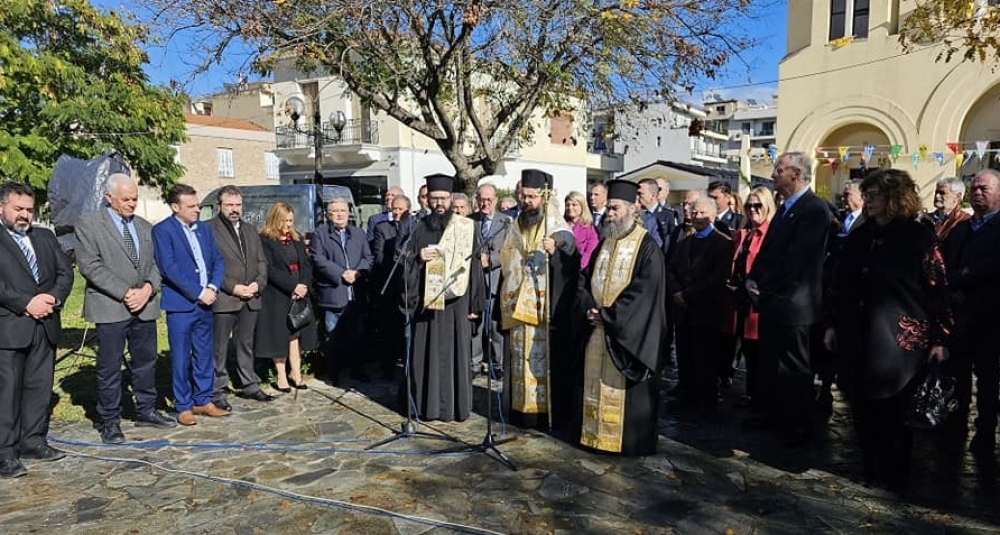 80 &chi;&rho;ό&nu;&iota;&alpha; &alpha;&pi;ό &tau;&eta; &theta;&eta;&rho;&iota;&omega;&delta;ί&alpha; &sigma;&tau;&omicron; &Mu;&omicron;&nu;&omicron;&delta;έ&nu;&delta;&rho;&iota;: &laquo;&Epsilon;&delta;ώ ό&rho;&theta;&iota;&omicron;&iota; &beta;&rho;&iota;&sigma;&kappa;ό&mu;&alpha;&sigma;&tau;&epsilon; &pi;&iota;&sigma;&tau;&omicron;ί &sigma;&tau;&omicron;&upsilon;&sigmaf; &omicron;&rho;&iota;&sigma;&mu;&omicron;ύ&sigmaf; &sigma;&alpha;&sigmaf;&raquo;