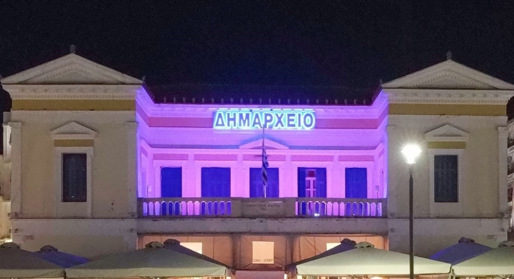 &Rho;&omicron;&zeta; &phi;&omega;&sigmaf; &gamma;&iota;&alpha; &tau;&eta; &zeta;&omega;ή &laquo;έ&lambda;&omicron;&upsilon;&sigma;&epsilon;&raquo; &tau;&eta; &Sigma;&pi;ά&rho;&tau;&eta;