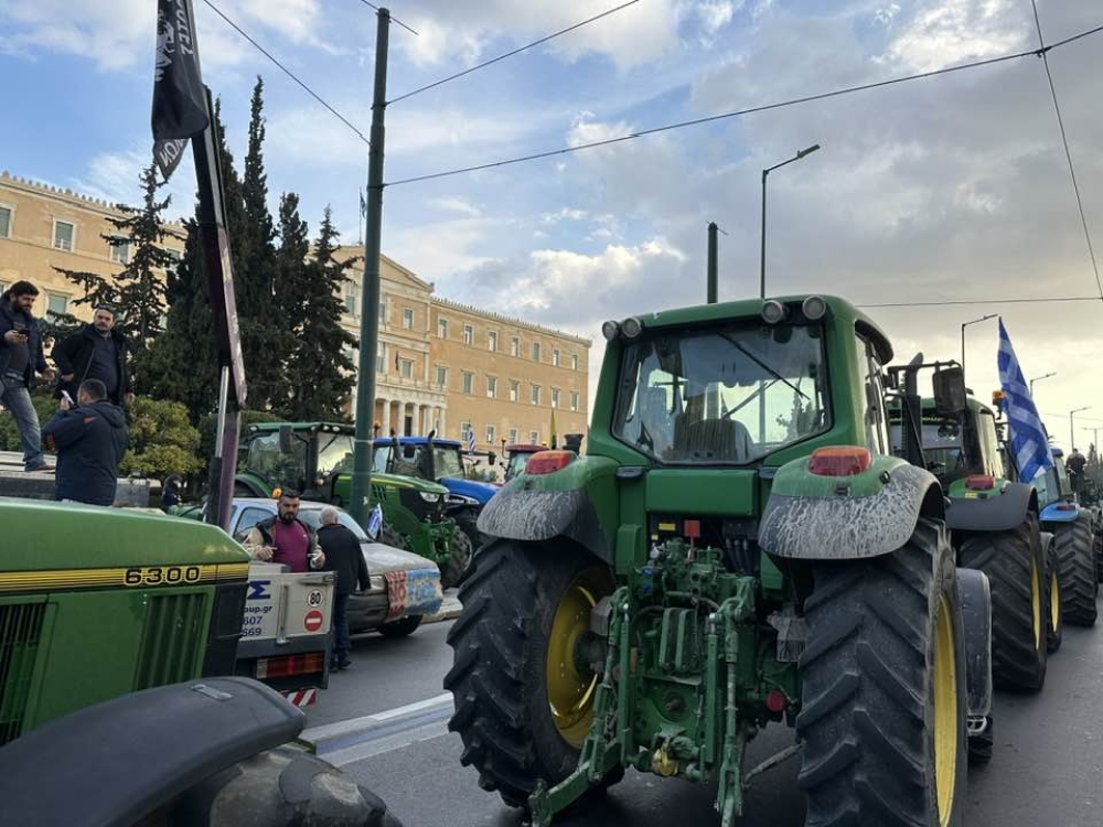 &Sigma;&tau;&omicron; &Sigma;ύ&nu;&tau;&alpha;&gamma;&mu;&alpha; &gamma;&iota;&alpha; &laquo;&mu;&pi;&lambda;ό&kappa;&omicron;&raquo; &sigma;&tau;&eta;&nu; &kappa;&alpha;&tau;ά&rho;&rho;&epsilon;&upsilon;&sigma;&eta; &omicron;&iota; &Lambda;ά&kappa;&omega;&nu;&epsilon;&sigmaf; &alpha;&gamma;&rho;ό&tau;&epsilon;&sigmaf;