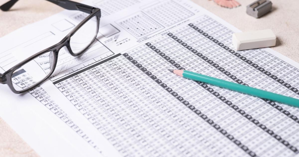 &Delta;&eta;&mu;ό&sigma;&iota;&omicron;-&Omicron;&Tau;&Alpha;: &Alpha;&nu;&alpha;&kappa;&omicron;&iota;&nu;ώ&theta;&eta;&kappa;&epsilon; &tau;&omicron; 1&omicron; &tau;&epsilon;&sigma;&tau; &delta;&epsilon;&xi;&iota;&omicron;&tau;ή&tau;&omega;&nu; &sigma;&tau;&eta;&nu; &Epsilon;&lambda;&lambda;ά&delta;&alpha;