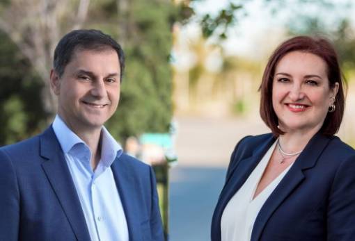 «Αν την επιλέξετε, θα γίνει και δική σας»