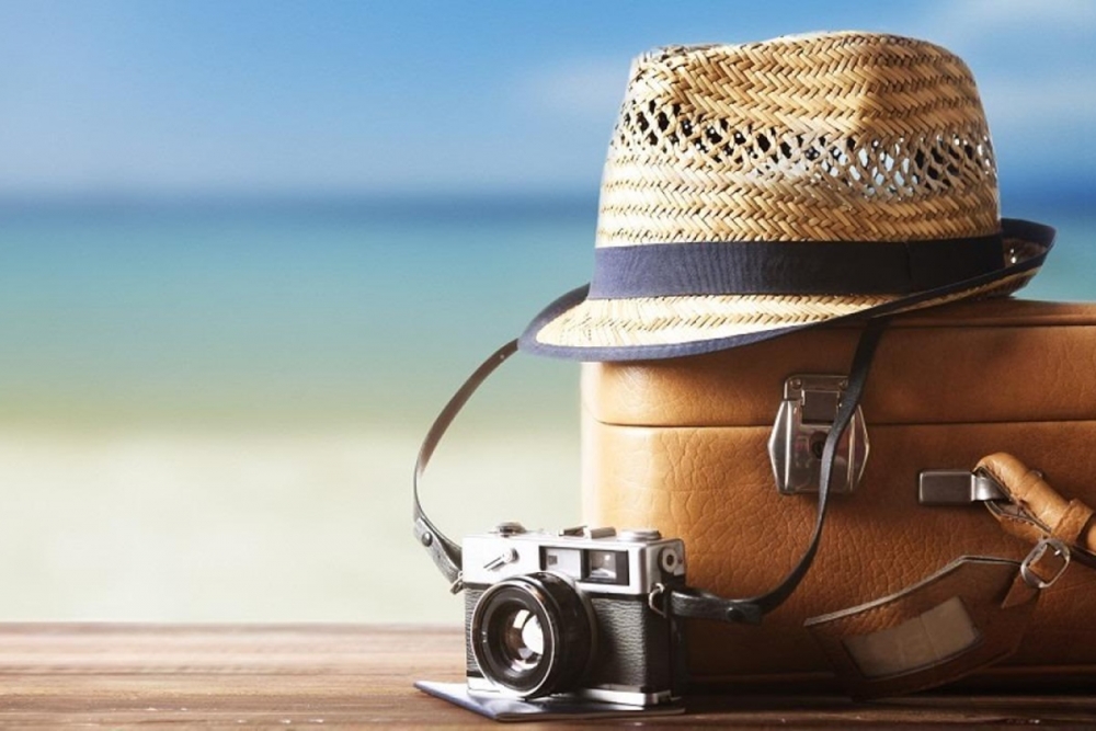 &Xi;&epsilon;&kappa;&iota;&nu;&omicron;ύ&nu; &omicron;&iota; &alpha;&iota;&tau;ή&sigma;&epsilon;&iota;&sigmaf; &gamma;&iota;&alpha; &tau;&omicron;&nu; &Kappa;&omicron;&iota;&nu;&omega;&nu;&iota;&kappa;ό &Tau;&omicron;&upsilon;&rho;&iota;&sigma;&mu;ό