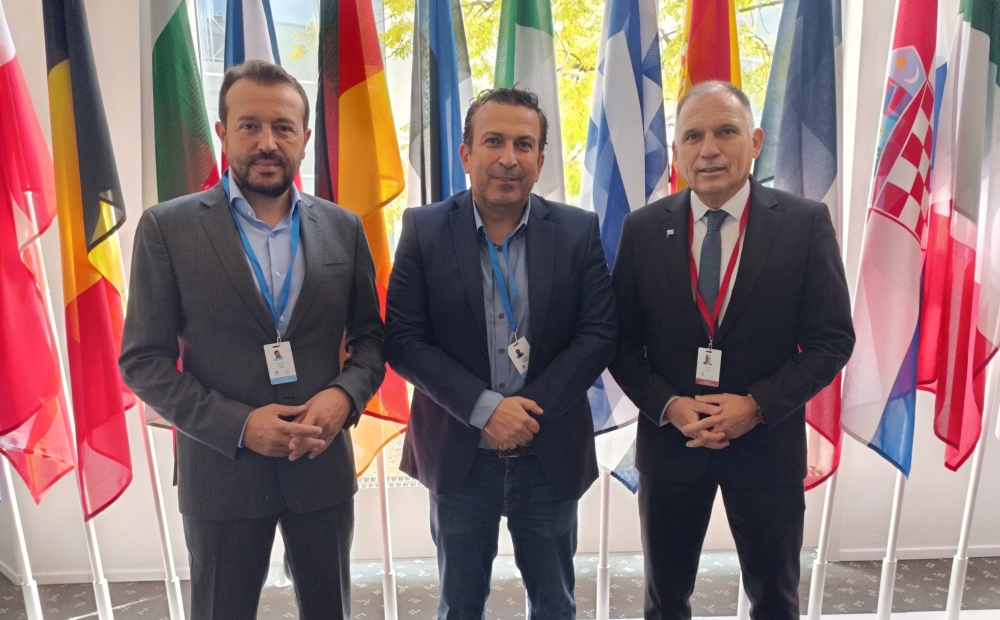 &Sigma;&tau;&omicron; Billund &tau;&eta;&sigmaf; &Delta;&alpha;&nu;ί&alpha;&sigmaf; &omicron; &Nu;&epsilon;&omicron;&kappa;&lambda;ή&sigmaf; &Kappa;&rho;&eta;&tau;&iota;&kappa;ό&sigmaf; &gamma;&iota;&alpha; &tau;&eta; &Delta;&iota;&alpha;&kappa;&omicron;&iota;&nu;&omicron;&beta;&omicron;&upsilon;&lambda;&epsilon;&upsilon;&tau;&iota;&kappa;ή &Delta;&iota;ά&sigma;&kappa;&epsilon;&psi;&eta; &tau;&eta;&sigmaf; &Epsilon;&Epsilon;