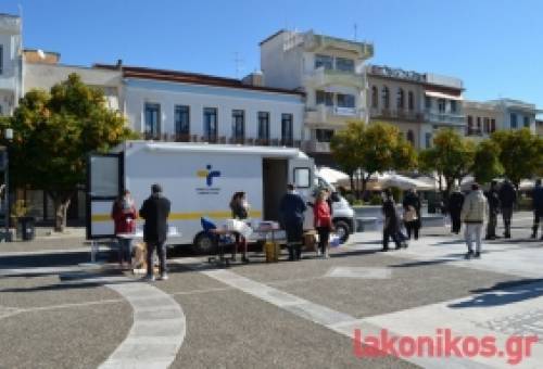 Δωρεάν rapid test στην κεντρική πλατεία Σπάρτης