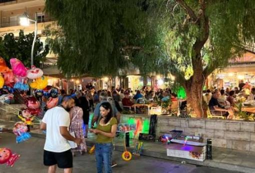 «Λευκή Νύχτα» και στους Μολάους: Ψώνια με προσφορές και ζωντανή μουσική