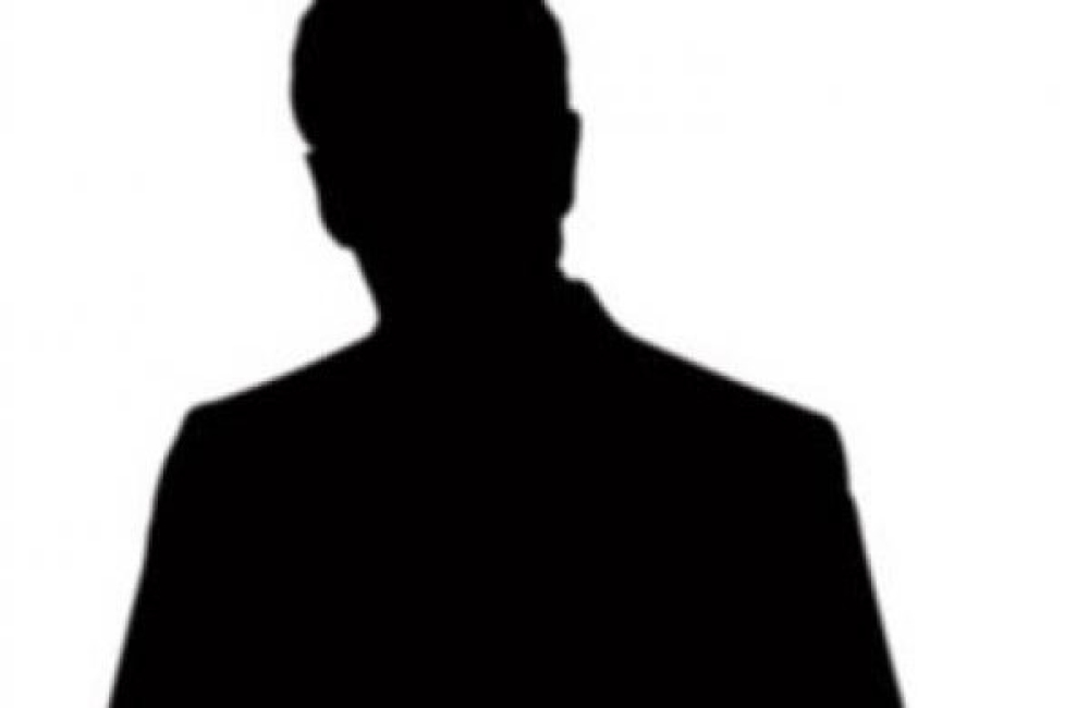 Ά&rho;&rho;&epsilon;&nu; &omicron; &epsilon;&pi;ό&mu;&epsilon;&nu;&omicron;&sigmaf; &gamma;&epsilon;&nu;&iota;&kappa;ό&sigmaf; &gamma;&rho;&alpha;&mu;&mu;&alpha;&tau;έ&alpha;&sigmaf; &tau;&omicron;&upsilon; &Delta;ή&mu;&omicron;&upsilon;