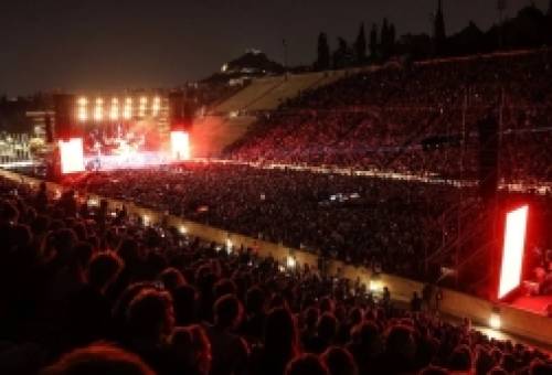 Το μήνυμα των Τεμπών στην υφήλιο με λακωνικό «αναμεταδότη»