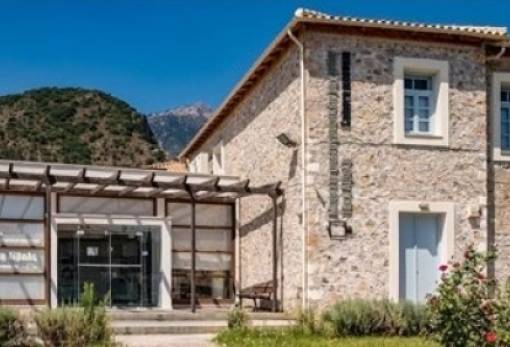 Παρουσιάζονται τα βιβλία της Αν. Αϊβαλή στον Μυστρά