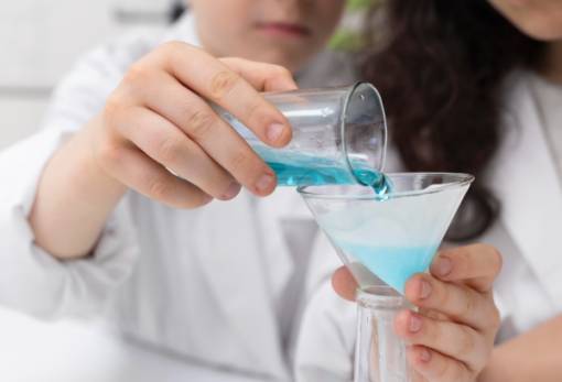 Δροσερά «νερο-πειράματα»  στη Βαμβακού