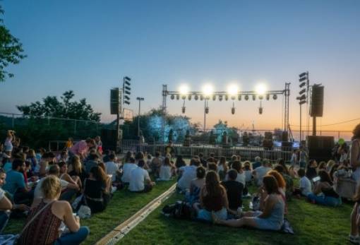 Locomondo και Αnser «αναστατώνουν»  μες το καλοκαίρι τη Βαμβακού