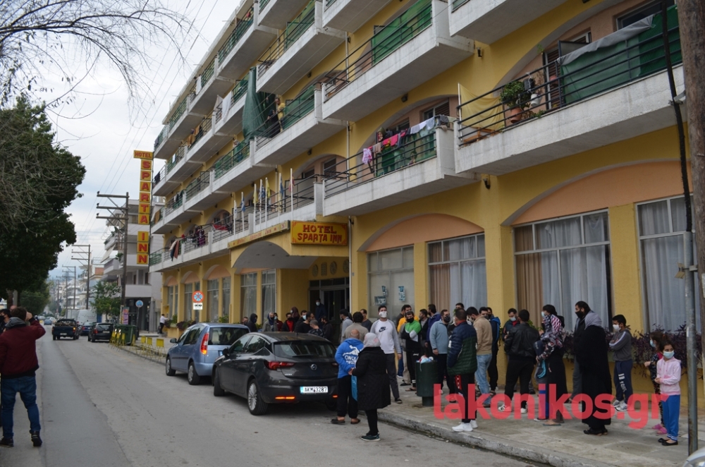 &Sigma;&upsilon;&nu;&alpha;&gamma;&epsilon;&rho;&mu;ό&sigmaf; &sigma;&tau;&omicron; &laquo;Sparta Inn&raquo; &mu;&epsilon; 21 &nu;έ&alpha; &kappa;&rho;&omicron;ύ&sigma;&mu;&alpha;&tau;&alpha;