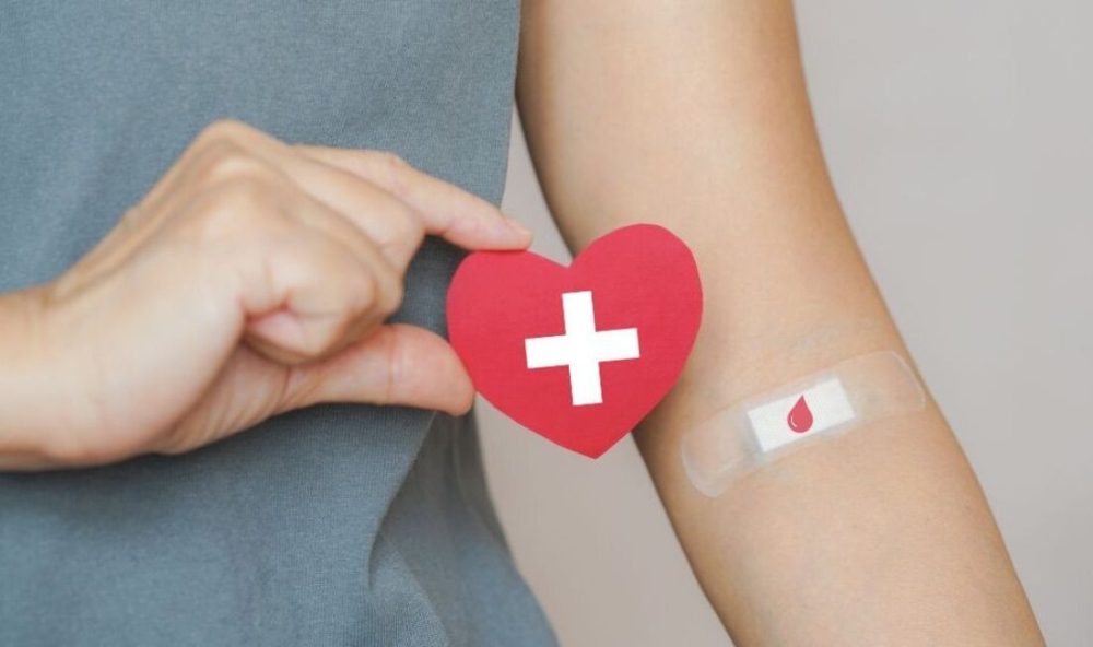 &Kappa;ά&lambda;&epsilon;&sigma;&mu;&alpha; &alpha;&pi;ό &tau;&omicron;&nu; &sigma;ύ&lambda;&lambda;&omicron;&gamma;&omicron; &laquo;&Omicron; &Pi;&lambda;ή&theta;&omega;&nu;&raquo; &sigma;&epsilon; &epsilon;&theta;&epsilon;&lambda;&omicron;&nu;&tau;&iota;&kappa;ή &alpha;&iota;&mu;&omicron;&delta;&omicron;&sigma;ί&alpha;