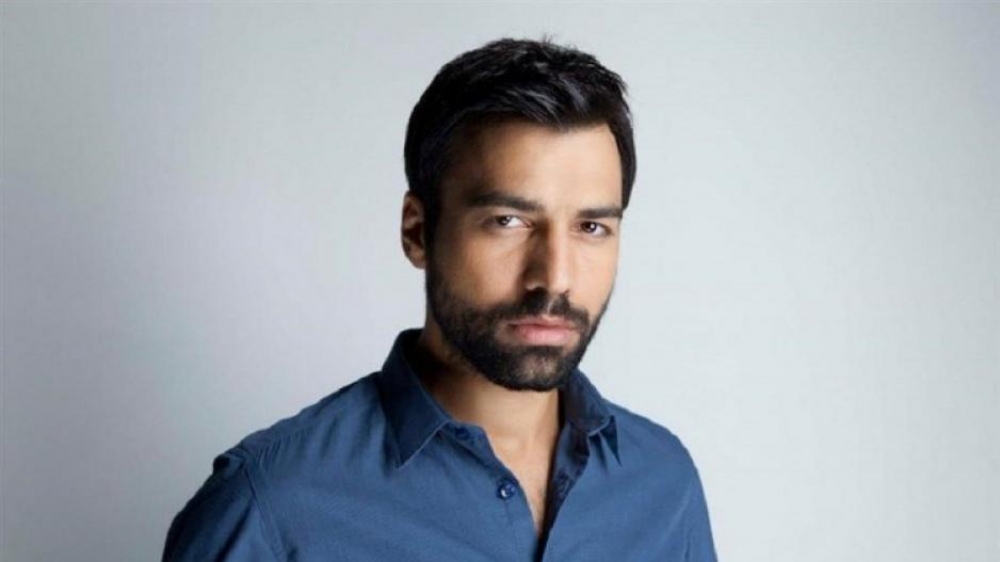 &Sigma;&tau;&eta; &Mu;ά&nu;&eta; &omicron; &Alpha;&nu;&delta;&rho;έ&alpha;&sigmaf; &Gamma;&epsilon;&omega;&rho;&gamma;ί&omicron;&upsilon;