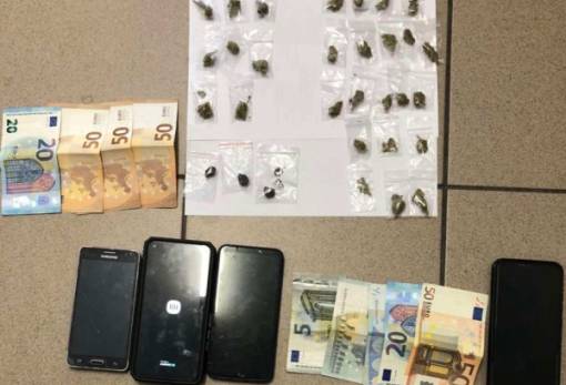 Ποσότητες κάνναβης στο σπίτι έκρυβαν δύο αλλοδαποί στον Δ. Ευρώτα