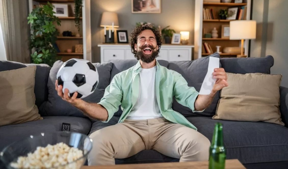 Ό&tau;&alpha;&nu; &tau;&omicron; &sigma;&tau;&omicron;ί&chi;&eta;&mu;&alpha; &pi;&alpha;ύ&epsilon;&iota; &nu;&alpha; &epsilon;ί&nu;&alpha;&iota; &pi;&alpha;&iota;&chi;&nu;ί&delta;&iota;: &Tau;&alpha; &sigma;&eta;&mu;ά&delta;&iota;&alpha; &tau;&omicron;&upsilon; &epsilon;&theta;&iota;&sigma;&mu;&omicron;ύ &kappa;&alpha;&iota; &pi;ώ&sigmaf; &nu;&alpha; &pi;&rho;&omicron;&sigma;&tau;&alpha;&tau;&epsilon;&upsilon;&tau;&epsilon;ί&tau;&epsilon;