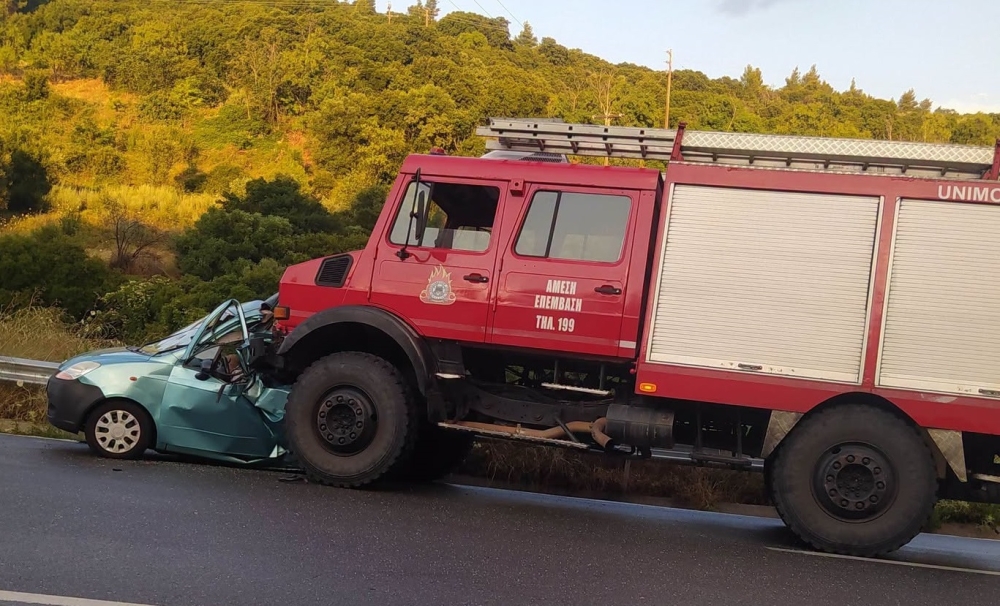 &Tau;&rho;&alpha;&gamma;&omega;&delta;ί&alpha; &sigma;&tau;&eta;&nu; &pi;&alpha;&rho;ά&kappa;&alpha;&mu;&psi;&eta; &Beta;&omicron;&upsilon;&tau;&iota;ά&nu;&omega;&nu;: &Delta;ύ&omicron; &nu;&epsilon;&kappa;&rho;&omicron;ί &sigma;&epsilon; &tau;&rho;&omicron;&chi;&alpha;ί&omicron; &delta;&upsilon;&sigma;&tau;ύ&chi;&eta;&mu;&alpha;