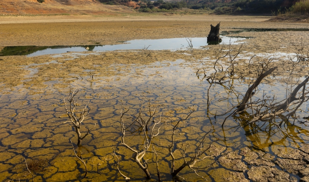 &Epsilon;&xi;&alpha;&pi;&lambda;ώ&nu;&epsilon;&tau;&alpha;&iota; &omicron; &kappa;ί&nu;&delta;&upsilon;&nu;&omicron;&sigmaf; &tau;&eta;&sigmaf; &xi;&eta;&rho;&alpha;&sigma;ί&alpha;&sigmaf; &sigma;&tau;&eta;&nu; &Epsilon;&upsilon;&rho;ώ&pi;&eta;