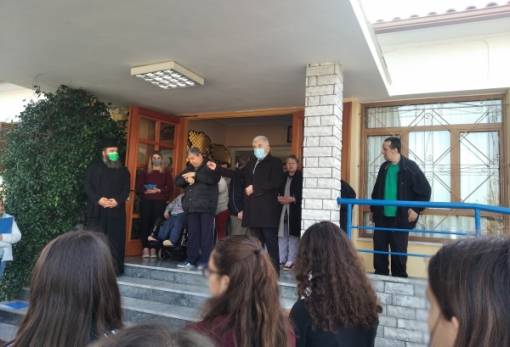 Οι χορωδίες 1ου και 4ου Γυμνασίου Σπάρτης πρόσφεραν χαρά στο Άσυλο Ανιάτων της ΙΜΜΣ