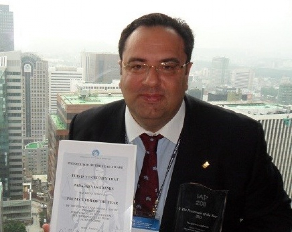 &Pi;&alpha;&rho;&omicron;&upsilon;&sigma;ί&alpha;&sigma;&eta; &beta;&iota;&beta;&lambda;ί&omega;&nu; &tau;&omicron;&upsilon; &Pi;&alpha;&rho;. &Alpha;&delta;ά&mu;&eta; &sigma;&tau;&omicron; &Gamma;ύ&theta;&epsilon;&iota;&omicron;