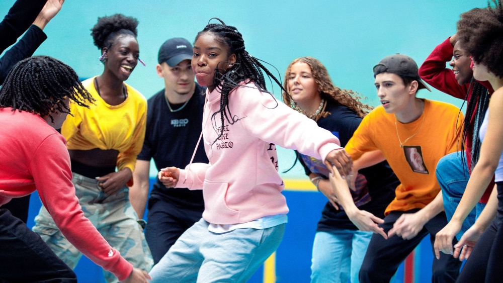 &Sigma;&tau;&omicron; &laquo;Allons Enfants&raquo; &omicron; &chi;&omicron;&rho;ό&sigmaf; &gamma;ί&nu;&epsilon;&tau;&alpha;&iota; &delta;&epsilon;ύ&tau;&epsilon;&rho;&eta; &epsilon;&upsilon;&kappa;&alpha;&iota;&rho;ί&alpha; &sigma;&tau;&eta; &zeta;&omega;ή