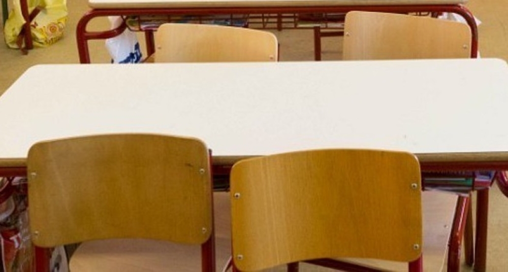 &Phi;&upsilon;&lambda;&lambda;&omicron;&rho;&rho;&omicron;&epsilon;ί &epsilon;&upsilon;&alpha;ί&sigma;&theta;&eta;&tau;&omicron; &sigma;&chi;&omicron;&lambda;&epsilon;ί&omicron; &sigma;&tau;&eta; &Sigma;&pi;ά&rho;&tau;&eta;