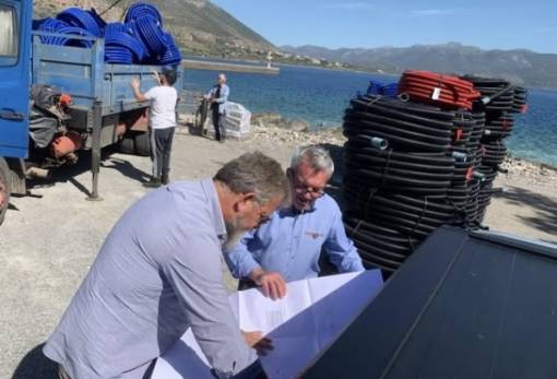 Ξεκίνησε το έργο για τον φωτισμό του βράχου της Μονεμβασιάς