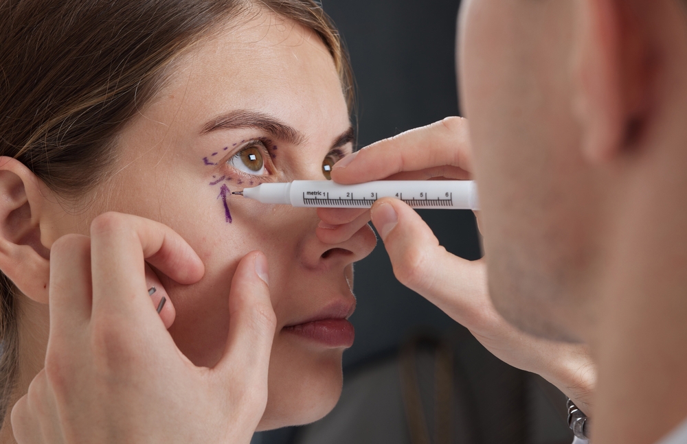 &Beta;&lambda;&epsilon;&phi;&alpha;&rho;&omicron;&pi;&lambda;&alpha;&sigma;&tau;&iota;&kappa;ή: &Eta; &alpha;&nu;ώ&delta;&upsilon;&nu;&eta; &epsilon;&pi;έ&mu;&beta;&alpha;&sigma;&eta; &pi;&omicron;&upsilon; &alpha;&nu;&alpha;&nu;&epsilon;ώ&nu;&epsilon;&iota; &tau;&omicron; &beta;&lambda;έ&mu;&mu;&alpha; &kappa;&alpha;&iota; &tau;&eta;&nu; &alpha;&upsilon;&tau;&omicron;&pi;&epsilon;&pi;&omicron;ί&theta;&eta;&sigma;&eta;