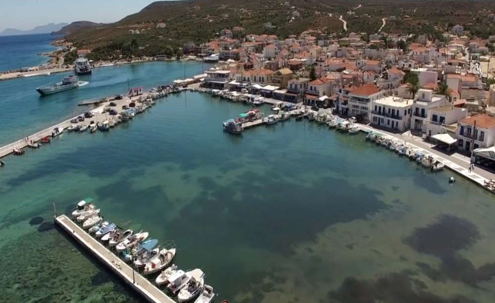 &laquo;&Alpha;&pi;&omicron;&phi;&omicron;&rho;&tau;ί&zeta;&omicron;&upsilon;&nu;&raquo; &tau;&omicron;&nu; &beta;&upsilon;&theta;ό &sigma;&tau;&eta;&nu; &Epsilon;&lambda;&alpha;&phi;ό&nu;&eta;&sigma;&omicron;