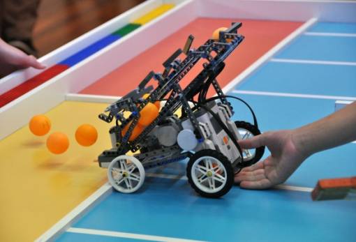 8ος Πανελλήνιος Διαγωνισμός Εκπαιδευτικής Ρομποτικής