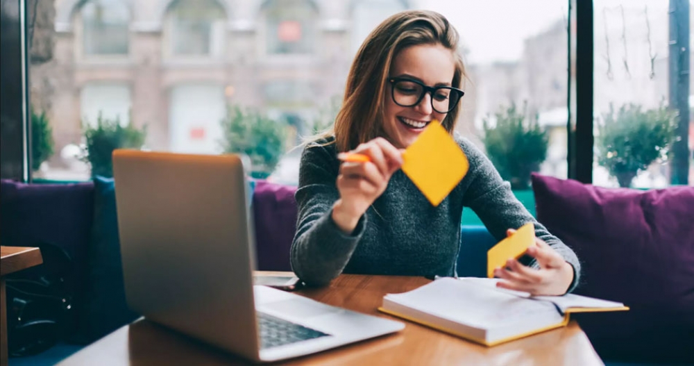 4+1 &tau;&rho;ό&pi;&omicron;&iota; &gamma;&iota;&alpha; &nu;&alpha; &phi;&rho;&omicron;&nu;&tau;ί&sigma;&omicron;&upsilon;&mu;&epsilon; &tau;&omicron;&nu; &epsilon;&alpha;&upsilon;&tau;ό &mu;&alpha;&sigmaf; &kappa;&alpha;&iota; &nu;&alpha; &beta;&epsilon;&lambda;&tau;&iota;ώ&sigma;&omicron;&upsilon;&mu;&epsilon; &tau;&eta;&nu; &upsilon;&gamma;&epsilon;ί&alpha; &mu;&alpha;&sigmaf;