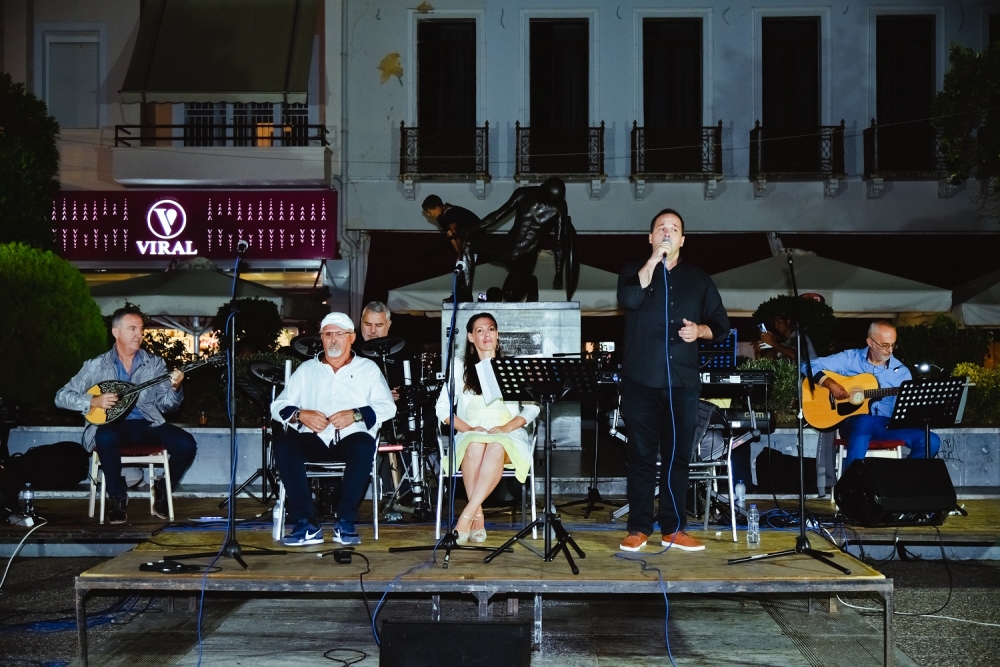 &Kappa;&alpha;&theta;ή&lambda;&omega;&sigma;&epsilon; &tau;&omicron; &kappa;&omicron;&iota;&nu;ό &tau;&omicron; &alpha;&phi;&iota;έ&rho;&omega;&mu;&alpha; &sigma;&tau;&omicron;&nu; &Sigma;&tau;. &Kappa;&alpha;&zeta;&alpha;&nu;&tau;&zeta;ί&delta;&eta; &sigma;&tau;&eta; &Sigma;&pi;ά&rho;&tau;&eta;