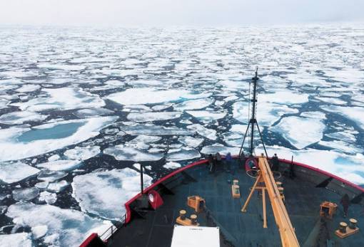 Φως στα αίτια της τήξης των πάγων στην Ανταρκτική