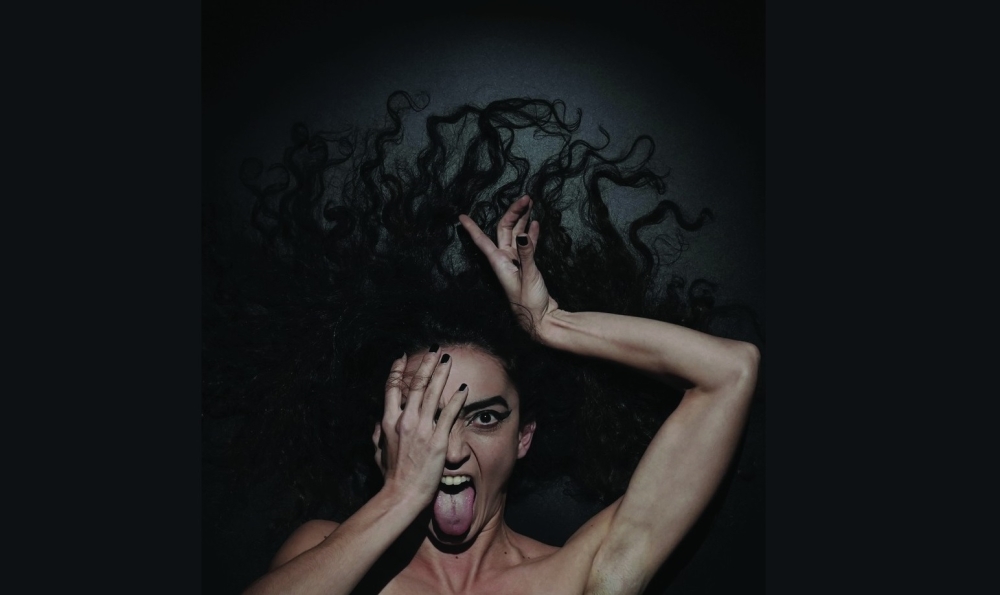 &laquo;Med &omicron;&upsilon;&sigma;&alpha;&raquo; &eta; &alpha;&pi;&omicron;&mu;&upsilon;&theta;&omicron;&pi;&omicron;&iota;&eta;&mu;έ&nu;&eta; &sigma;&tau;&eta; &laquo;&Sigma;&kappa;&eta;&nu;ή &Sigma;&pi;ά&rho;&tau;&eta;&sigmaf;&raquo;