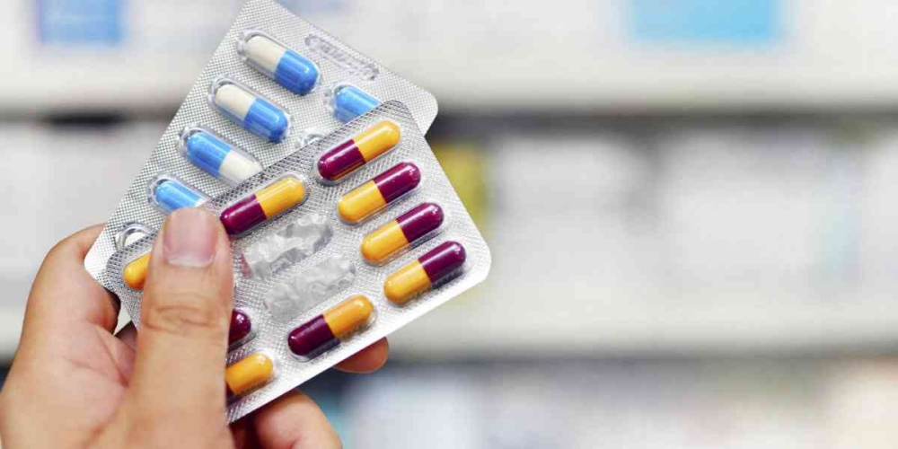 &Alpha;&nu;&tau;&iota;&beta;&iota;&omicron;&tau;&iota;&kappa;ά: &Theta;&lambda;&iota;&beta;&epsilon;&rho;ή &pi;&rho;&omega;&tau;&iota;ά &sigma;&tau;&eta;&nu; &upsilon;&pi;&epsilon;&rho;&kappa;&alpha;&tau;&alpha;&nu;ά&lambda;&omega;&sigma;&eta; &gamma;&iota;&alpha; &tau;&omicron;&upsilon;&sigmaf; Έ&lambda;&lambda;&eta;&nu;&epsilon;&sigmaf;