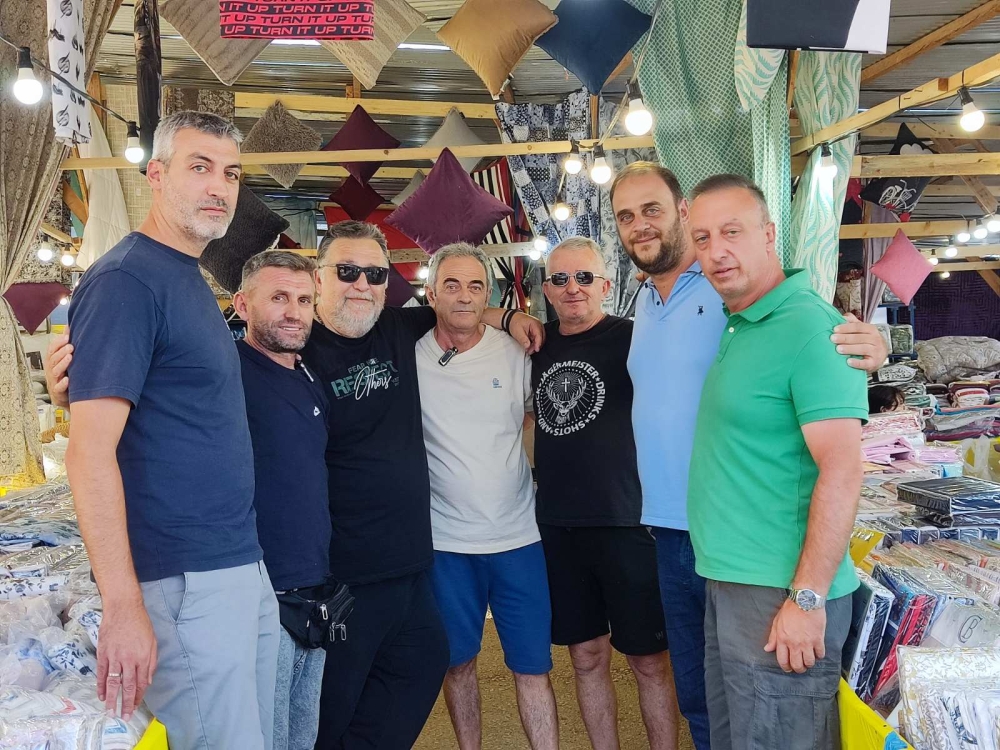 &Delta;&omega;&rho;&epsilon;έ&sigmaf; &pi;&omicron;&upsilon; &zeta;&epsilon;&sigma;&tau;&alpha;ί&nu;&omicron;&upsilon;&nu; &sigma;ώ&mu;&alpha; &kappa;&alpha;&iota; &psi;&upsilon;&chi;ή &pi;&rho;&omicron;&sigmaf; &tau;&omicron;&nu; &Delta;. &Sigma;&pi;ά&rho;&tau;&eta;&sigmaf;