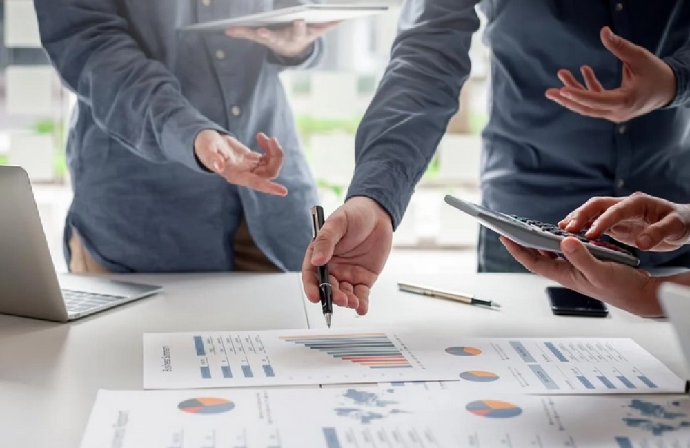 &Mu;&epsilon;&gamma;ά&lambda;&epsilon;&sigmaf; &alpha;&lambda;&lambda;&alpha;&gamma;έ&sigmaf; &phi;έ&rho;&nu;&epsilon;&iota; &omicron; &nu;έ&omicron;&sigmaf; &alpha;&nu;&alpha;&pi;&tau;&upsilon;&xi;&iota;&alpha;&kappa;ό&sigmaf; &nu;ό&mu;&omicron;&sigmaf;