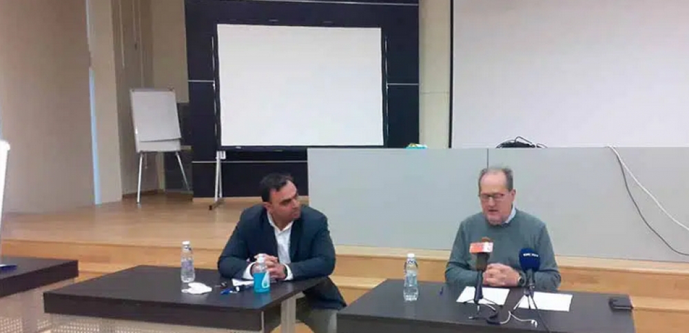 Έ&rho;&gamma;&alpha; 2 &epsilon;&kappa;&alpha;&tau;&omicron;&mu;&mu;&upsilon;&rho;ί&omega;&nu; &epsilon;&upsilon;&rho;ώ &gamma;&iota;&alpha; &tau;&eta; &Lambda;&alpha;&kappa;&omega;&nu;ί&alpha; &upsilon;&pi;έ&gamma;&rho;&alpha;&psi;&epsilon; &omicron; &Pi;. &Nu;ί&kappa;&alpha;&sigmaf;