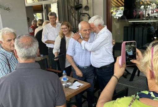 Ο θερμός Πέτρος Τατούλης