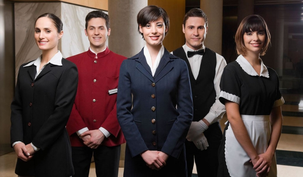 &Sigma;&chi;&omicron;&lambda;έ&sigmaf; &Tau;&omicron;&upsilon;&rho;&iota;&sigma;&mu;&omicron;ύ: Έ&omega;&sigmaf; 10 &Omicron;&kappa;&tau;&omega;&beta;&rho;ί&omicron;&upsilon;  &omicron;&iota; &nu;έ&epsilon;&sigmaf; &alpha;&iota;&tau;ή&sigma;&epsilon;&iota;&sigmaf; &gamma;&iota;&alpha; &delta;&omega;&rho;&epsilon;ά&nu; &sigma;&pi;&omicron;&upsilon;&delta;έ&sigmaf;