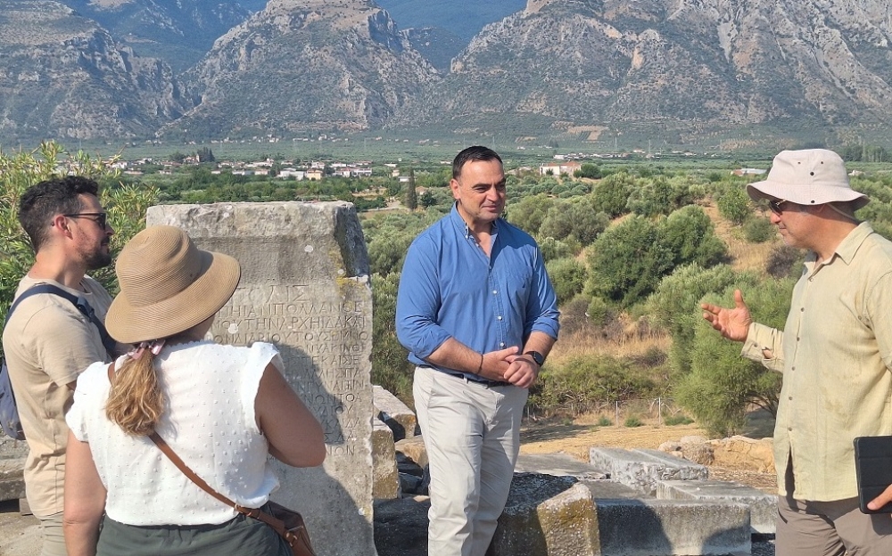 &Sigma;&eta;&mu;&alpha;&nu;&tau;&iota;&kappa;ή &eta; &pi;&rho;ό&omicron;&delta;&omicron;&sigmaf; &tau;&omega;&nu; &epsilon;&rho;&gamma;&alpha;&sigma;&iota;ώ&nu; &sigma;&tau;&omicron; &Iota;&epsilon;&rho;ό &tau;&omicron;&upsilon; &Alpha;&mu;&upsilon;&kappa;&lambda;&alpha;ί&omicron;&upsilon; &Alpha;&pi;ό&lambda;&lambda;&omega;&nu;&alpha;