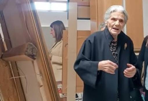 Η Τέχνη και η δημιουργία είναι αειθαλείς: Η Γερακίτισσα Αλ. Αντωνά εμπνέει με τη ζωή και το έργο της