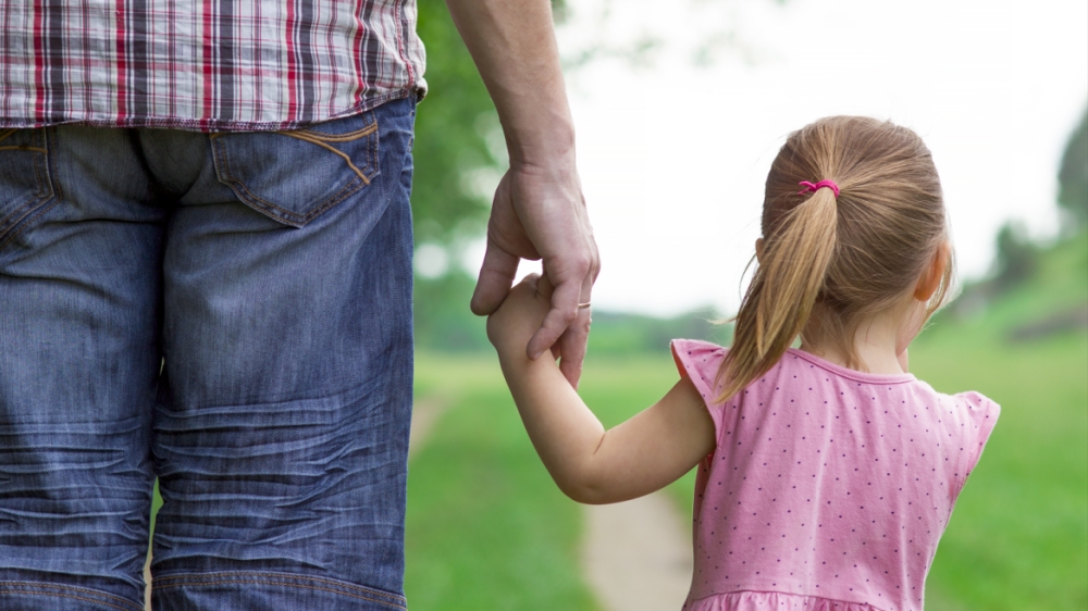 &Epsilon;&pi;ί&delta;&omicron;&mu;&alpha; &pi;&alpha;&iota;&delta;&iota;&omicron;ύ &Alpha;21: &Pi;ό&tau;&epsilon; &kappa;&alpha;&tau;&alpha;&beta;ά&lambda;&lambda;&epsilon;&tau;&alpha;&iota; &eta; &delta;&epsilon;ύ&tau;&epsilon;&rho;&eta; &delta;ό&sigma;&eta;