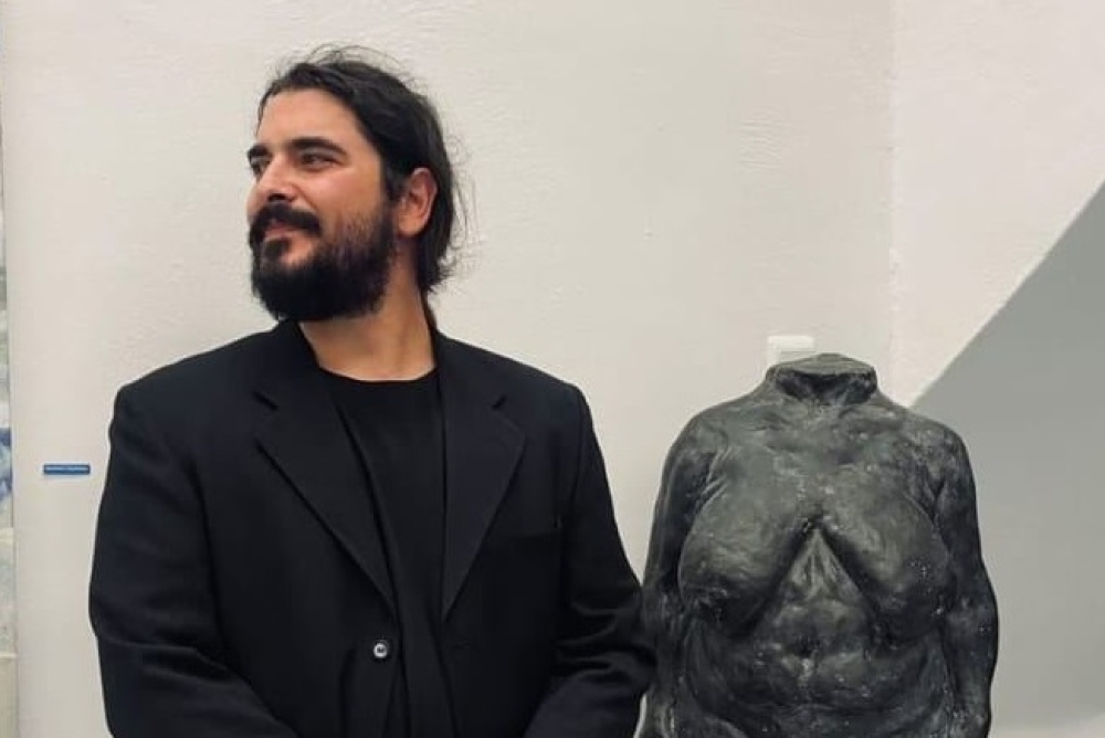 &Sigma;&mu;&iota;&lambda;&epsilon;ύ&omicron;&nu;&tau;&alpha;&sigmaf; &mu;&epsilon; &tau;έ&chi;&nu;&eta; &tau;&eta;&nu; &iota;&sigma;&tau;&omicron;&rho;ί&alpha; &tau;&eta;&sigmaf; &Sigma;&pi;ά&rho;&tau;&eta;&sigmaf;