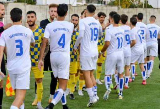 Καλεί σε συζήτηση με διακύβευμα τη στήριξη ο Πανγυθεατικός