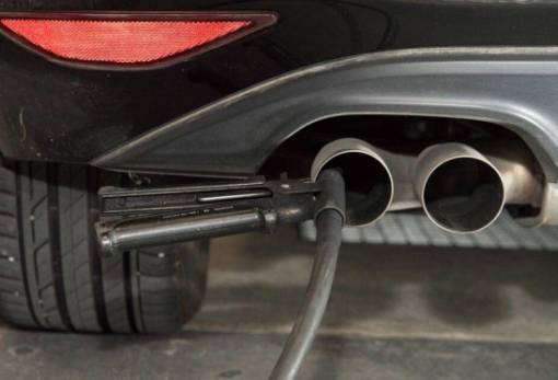 Τα καυσαέρια… «πνίγουν» τα συνεργεία