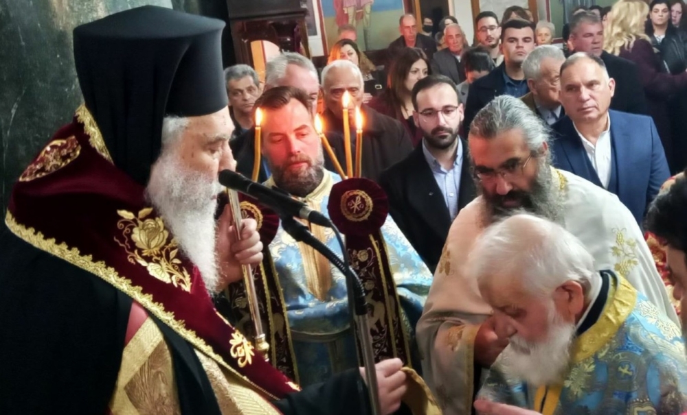 Χειροθετήθηκε πρωτοπρεσβύτερος ο εφημέριος Περιστερίου π. Παναγιώτης Κοτσώνης