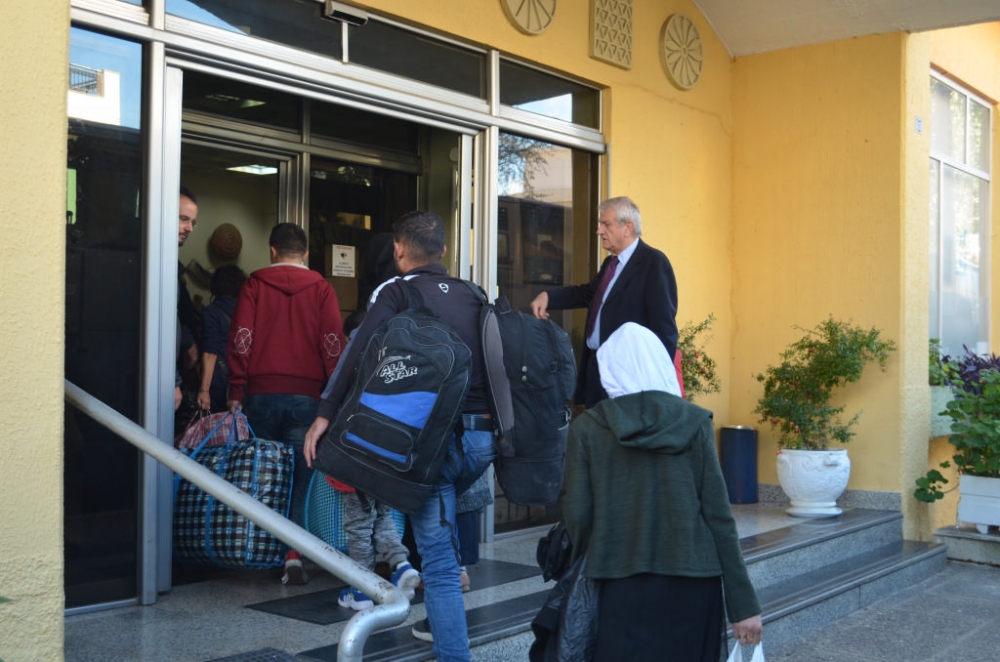 &Theta;&alpha; ESTIA-&sigma;&omicron;&upsilon;&mu;&epsilon; &sigma;&epsilon; &alpha;&upsilon;&tau;ό &tau;&omicron; &pi;&rho;ό&beta;&lambda;&eta;&mu;&alpha;;